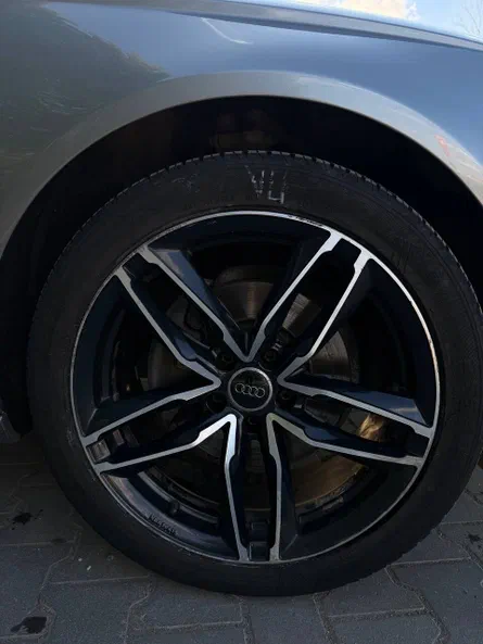 Audi A6 2014 - 19