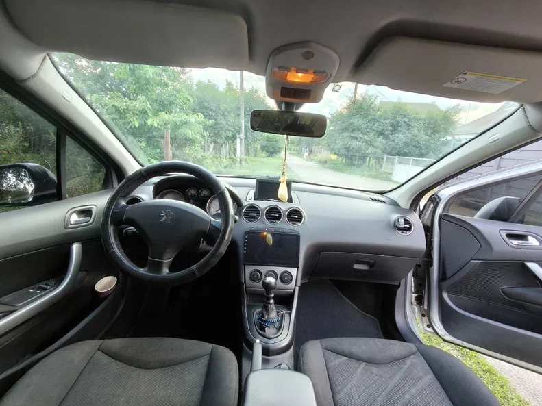 Peugeot 308 2009 - 15