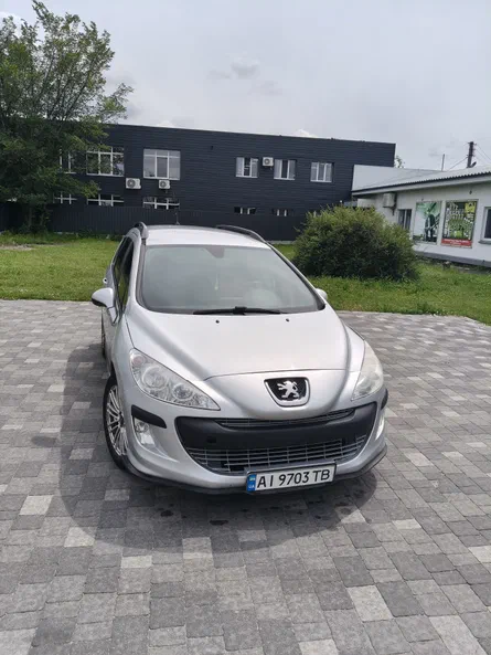 Peugeot 308 2009 - 11