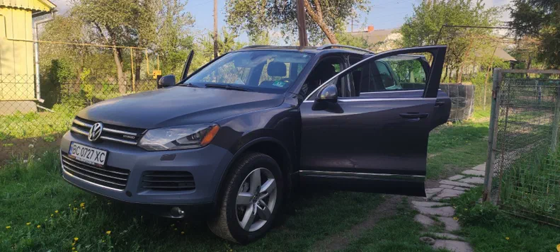 Volkswagen Touareg 2010 - 1