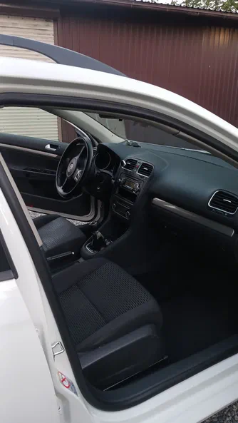 Volkswagen Golf 2011 - 5