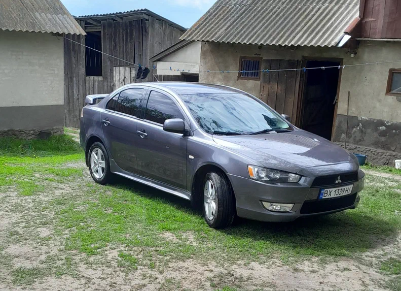 Mitsubishi Lancer 2011 - 1