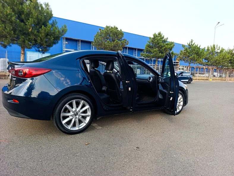 Mazda 3 2016 - 18