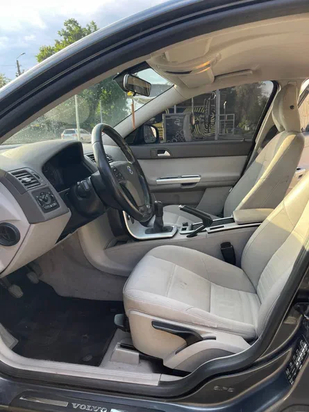 Volvo V50 2011 - 11