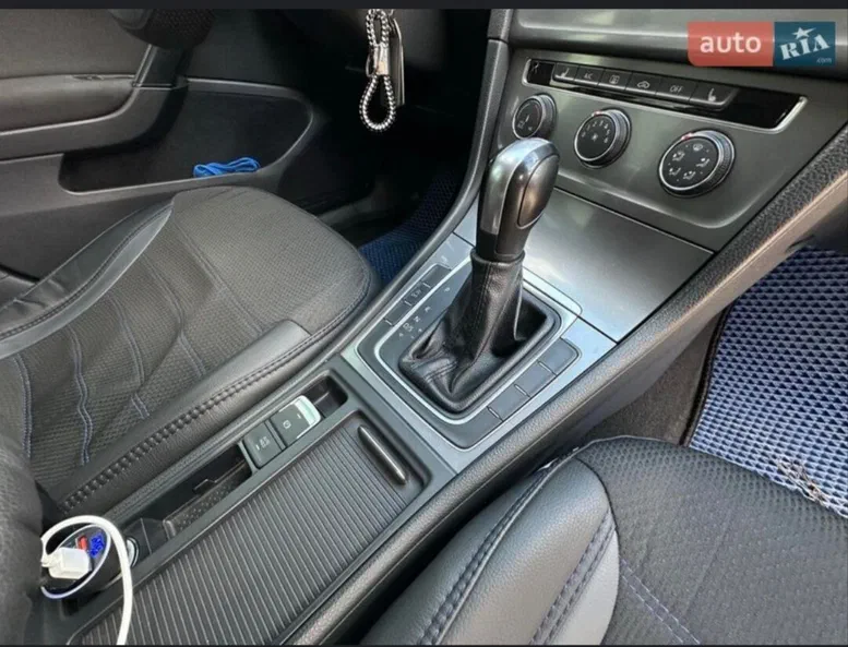 Volkswagen Golf 2014 - 8