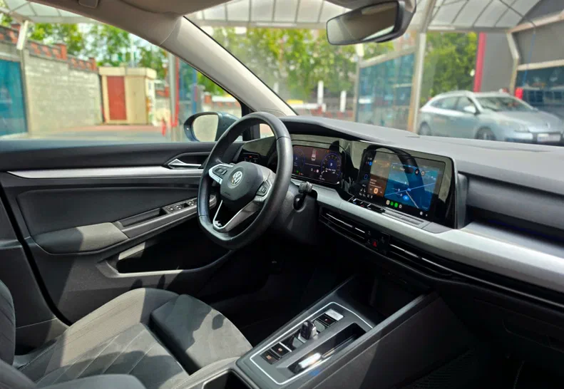 Volkswagen Golf 2021 - 9