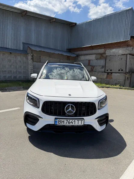 Mercedes-Benz GLB 2021 - 11