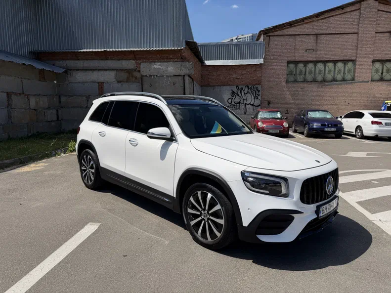 Mercedes-Benz GLB 2021 - 10