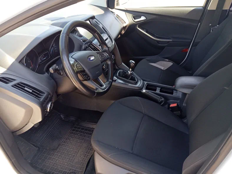 Ford Focus 2015 - 4