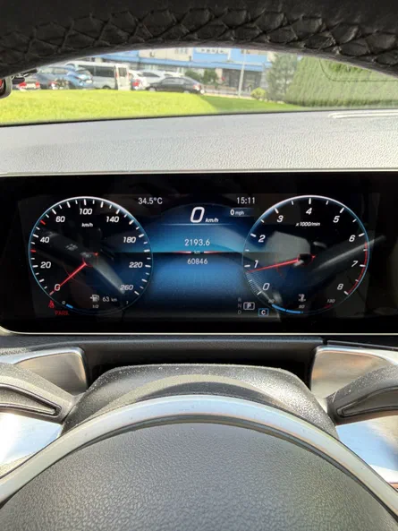 Mercedes-Benz GLB 2021 - 1