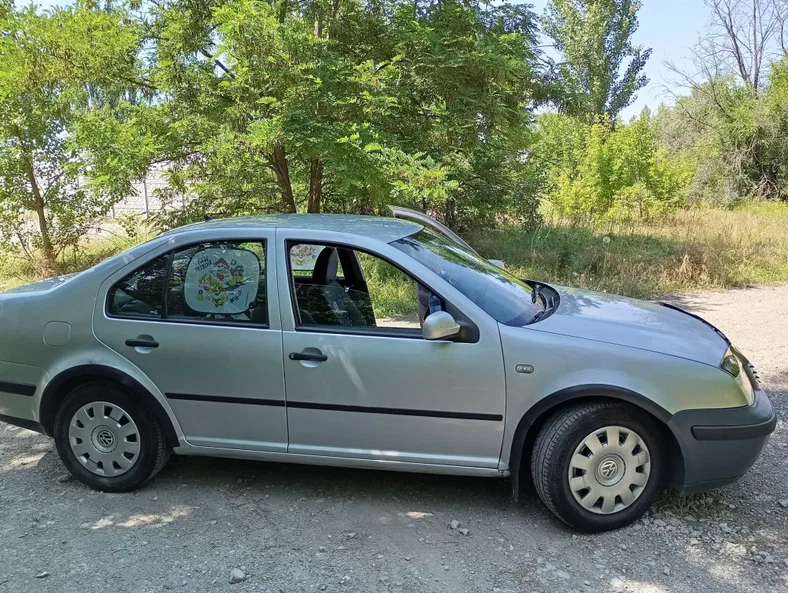Volkswagen Bora 2001 - 2