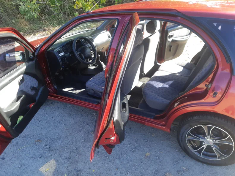 Nissan Almera 1996 - 7