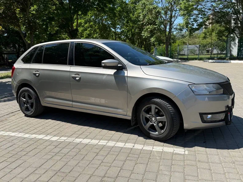 Skoda Rapid 2015 - 2