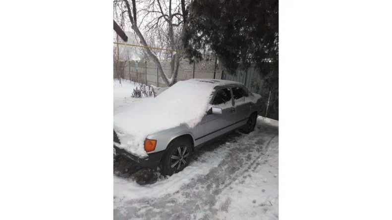 Mercedes-Benz C-Класс 1987