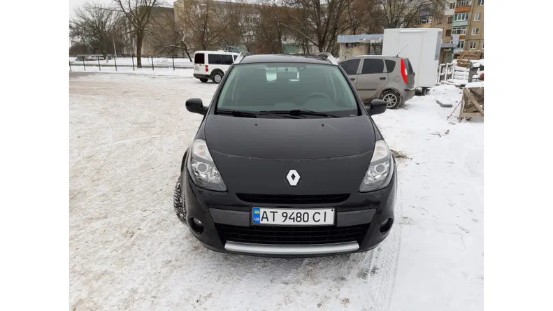 Renault Clio 2011 - 10