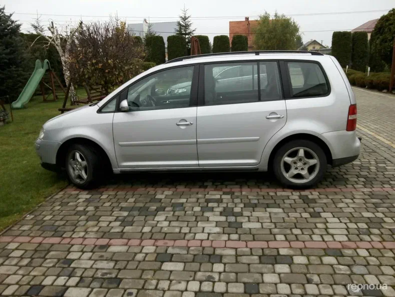 Volkswagen Touran 2004 - 8