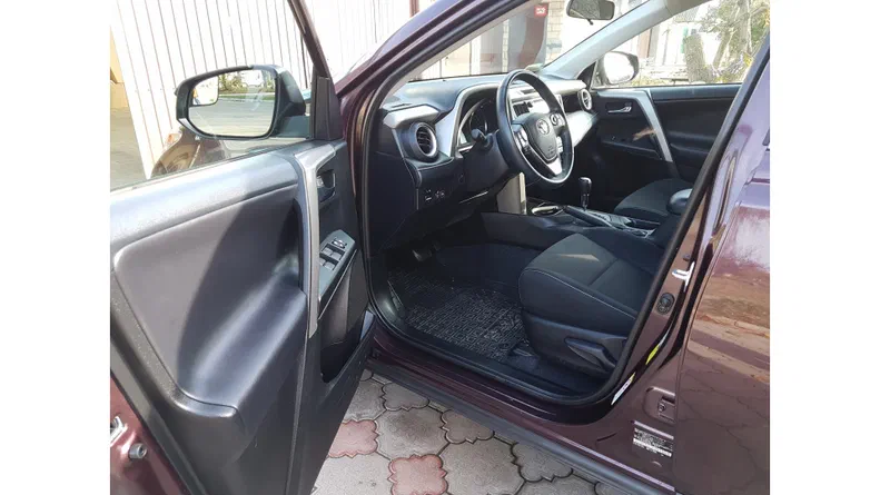 Toyota RAV4 2016 - 11