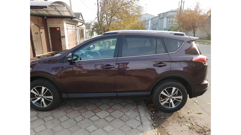 Toyota RAV4 2016 - 14