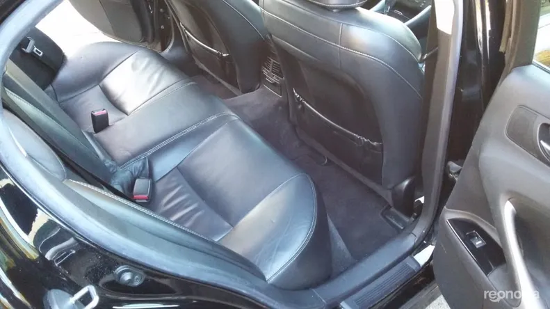 Lexus IS 2011