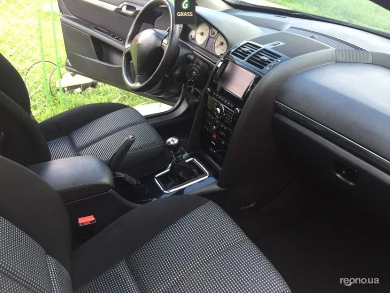 Peugeot 407 2011 - 8