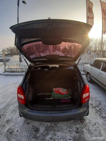 Skoda Fabia 2010 - 6