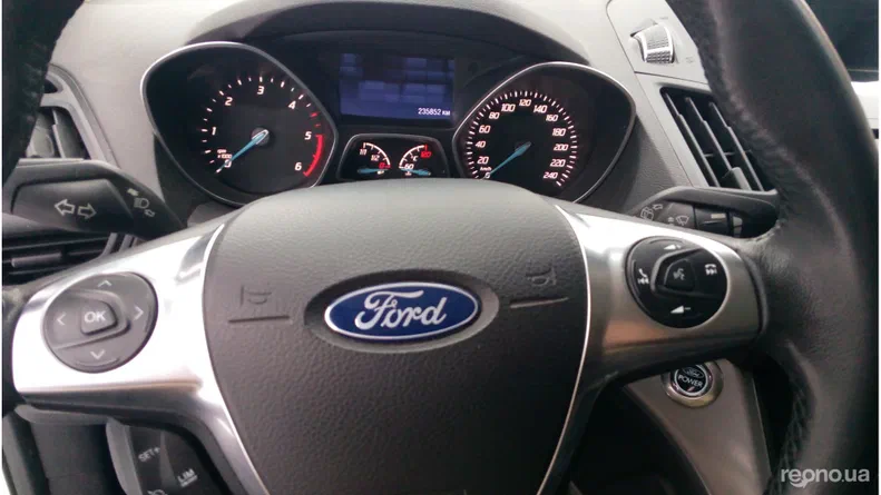 Ford Kuga 2014