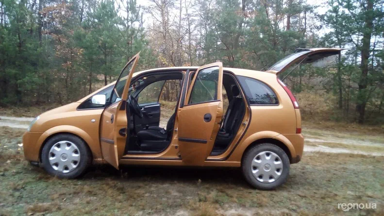 Opel Meriva 2004