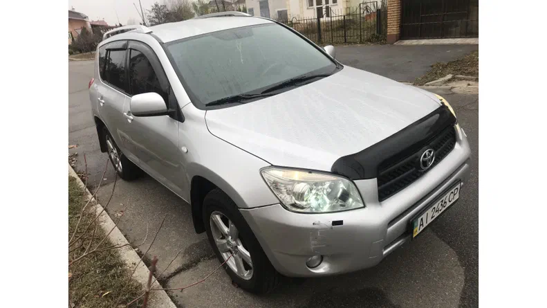 Toyota RAV4 2006 - 8