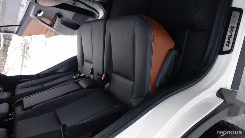 Toyota RAV4 2017 - 7