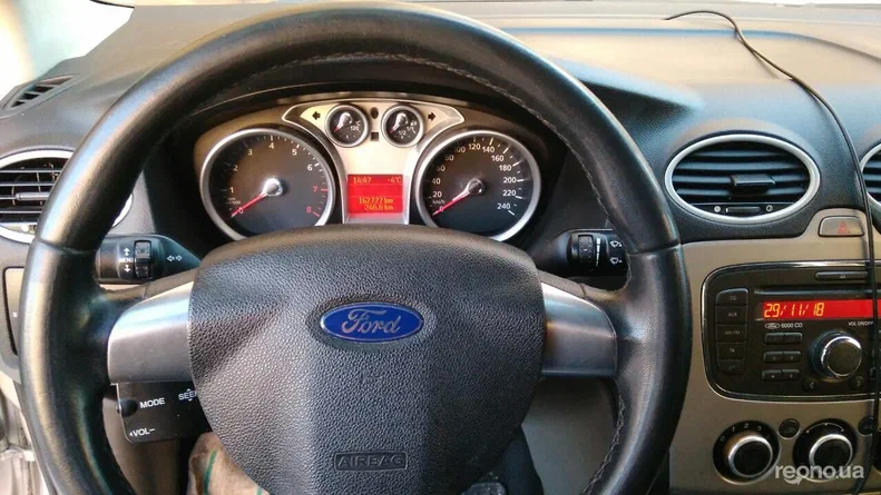 Ford Focus 2010 - 6