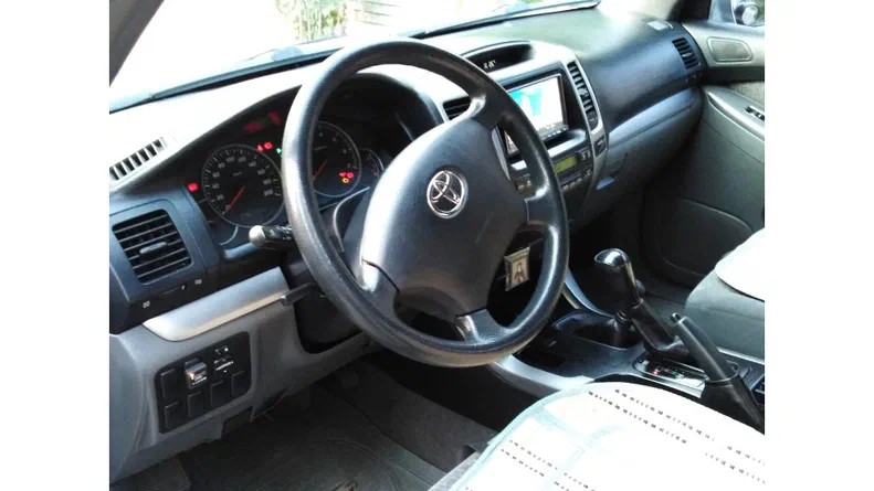Toyota Land Cruiser Prado 2006 - 5