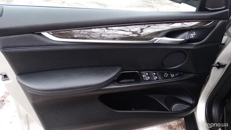 BMW X5 2015 - 12