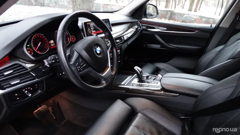 BMW X5 2015 - 8