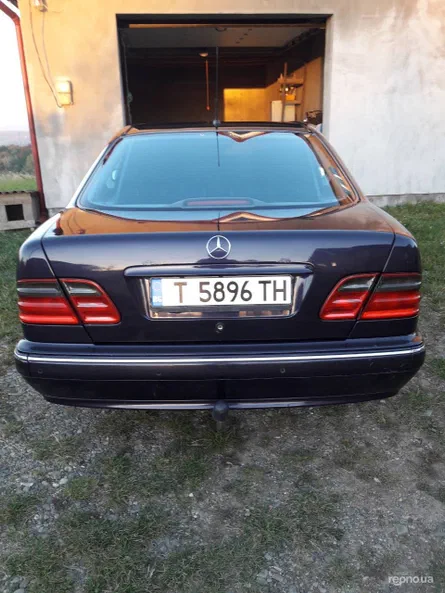 Mercedes-Benz W21 2001