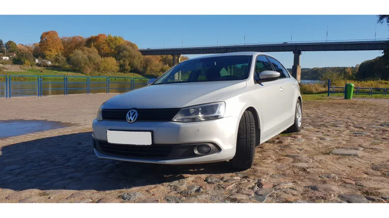Volkswagen Jetta 2012 - 5
