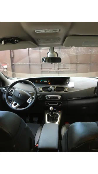 Renault Scenic 2012