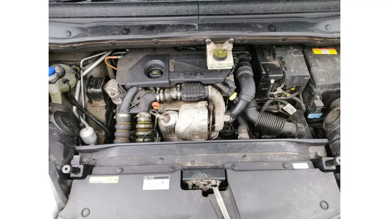 Citroen C4 Picasso 2011 - 8