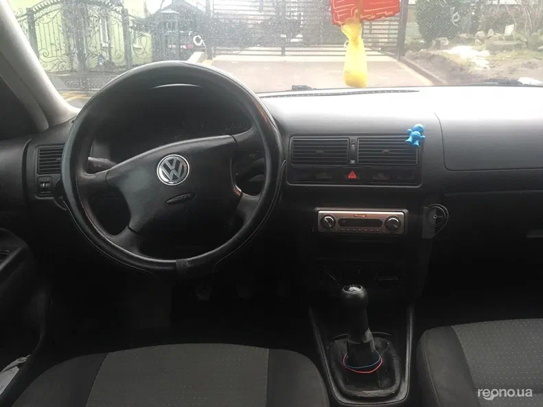 Volkswagen Golf 2003 - 5