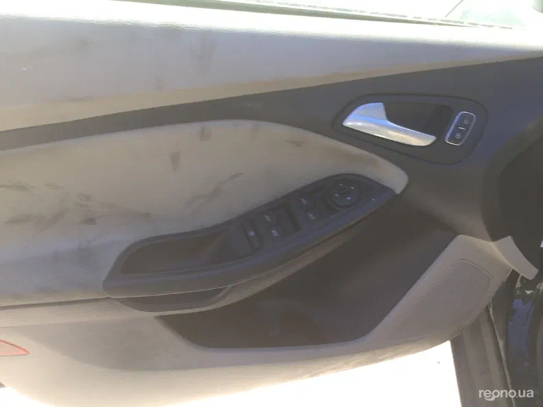 Ford Focus 2015 - 24