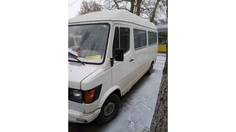 Mercedes-Benz 310D 1994