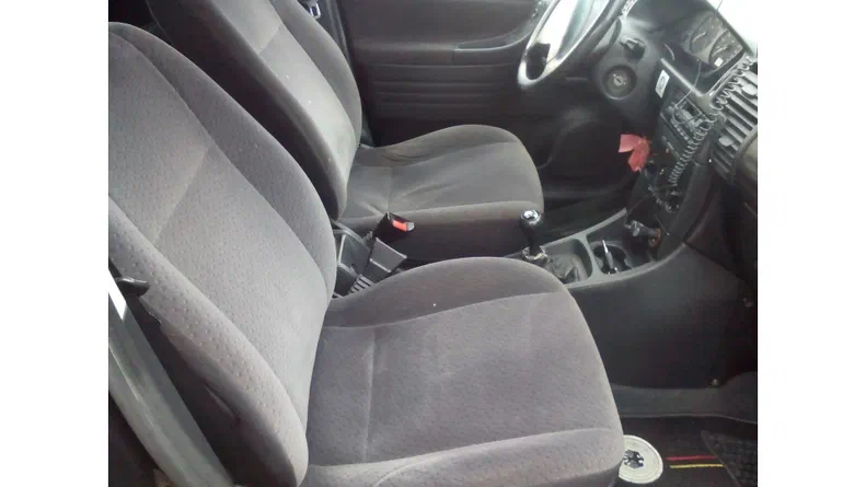 Opel Zafira 2001 - 8