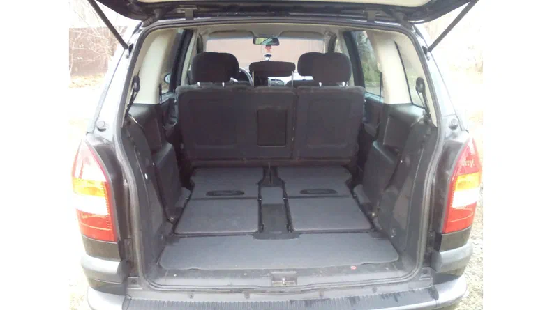 Opel Zafira 2001 - 14
