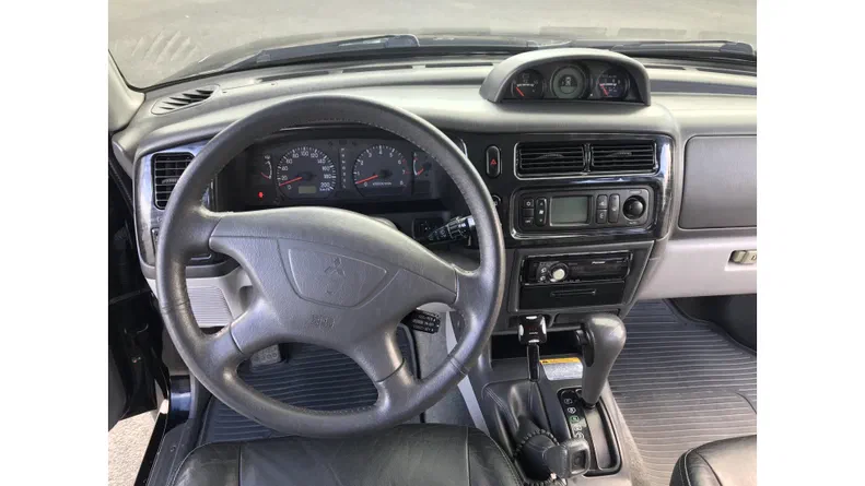 Mitsubishi Pajero Sport 2008 - 12