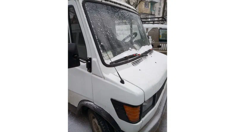 Mercedes-Benz 208D 1989