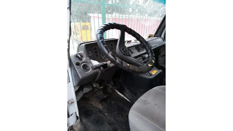 Mercedes-Benz 208D 1989 - 5