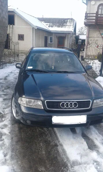 Audi A4 1998