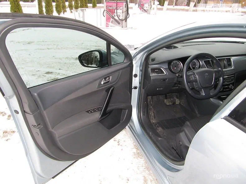 Peugeot 508 2011 - 13