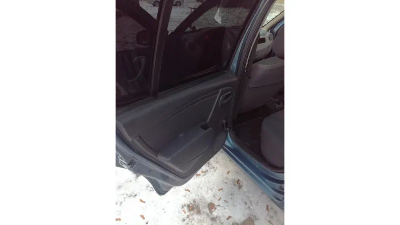 Renault Sandero 2010 - 5