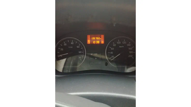 Renault Sandero 2010 - 6