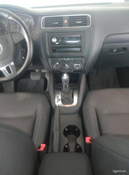 Volkswagen Jetta 2014 - 7